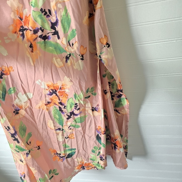 New Astr the Label Gaia Cowl Neck Tie Back Blush Floral Sun Dress Sundre… - Picture 6 of 11